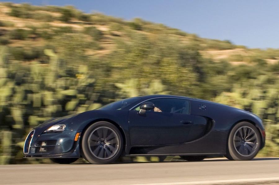  Bugatti Veyron 16.4 Super Sport 2011 года  (фото 40 из 43)